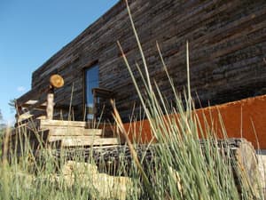 thumbnail: General view