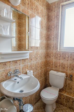 thumbnail: Bathroom