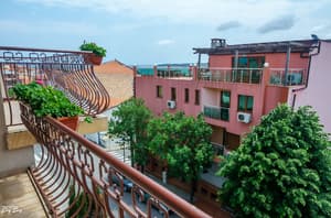 thumbnail: Balcony