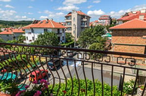thumbnail: Balcony
