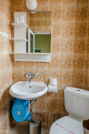 thumbnail: Bathroom
