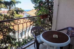 thumbnail: Balcony