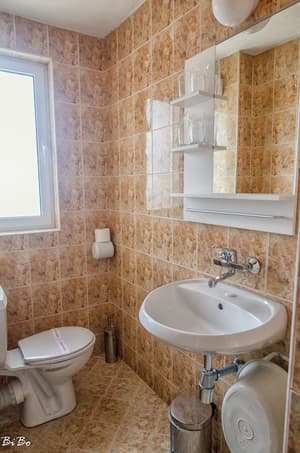 thumbnail: Bathroom