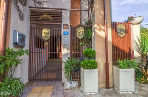 thumbnail: Property entrance
