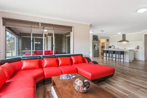 thumbnail: Living room
