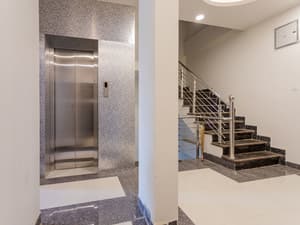 thumbnail: Staircase