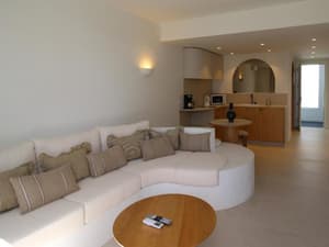 thumbnail: General view