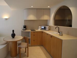 thumbnail: General view