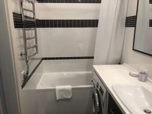 thumbnail: Deep soaking bathtub