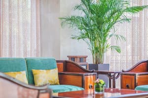 thumbnail: Lobby sitting area