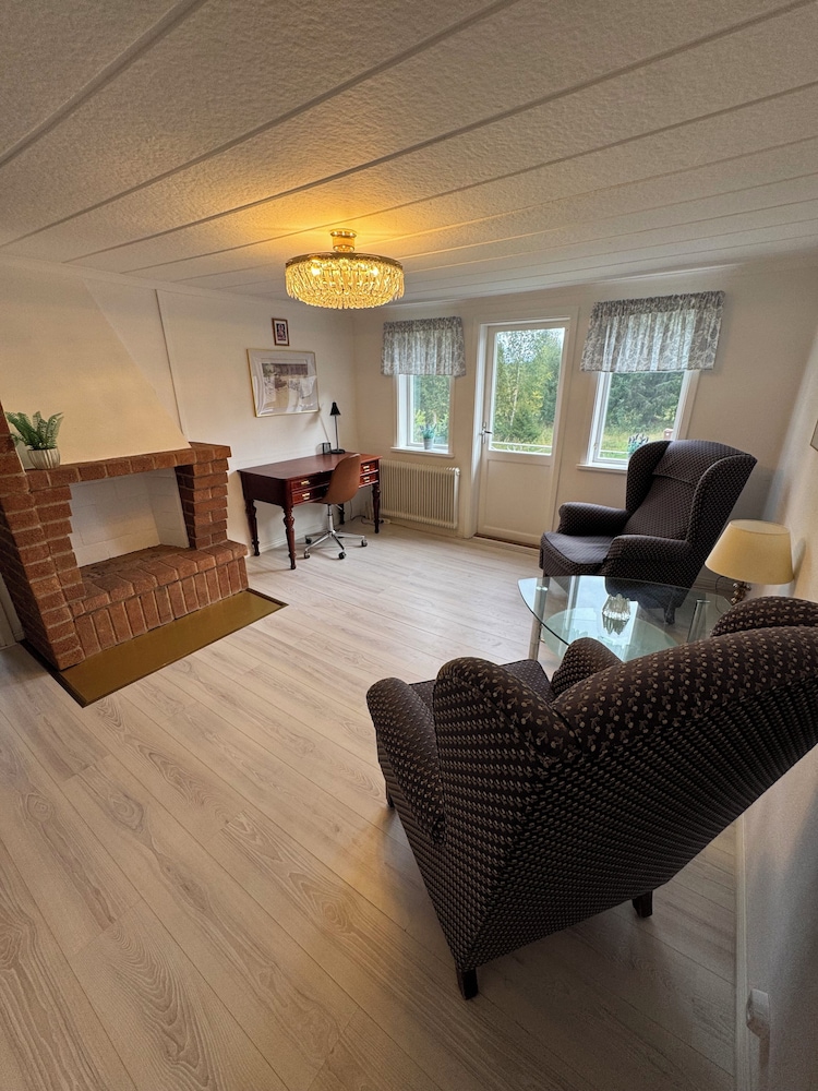 In-room business center