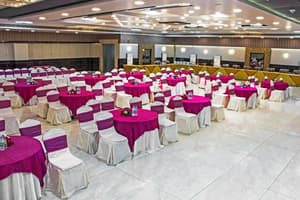 thumbnail: Banquet hall