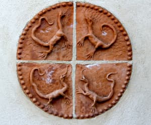thumbnail: Exterior detail