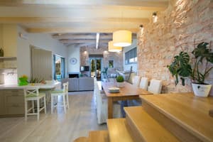 thumbnail: Interior