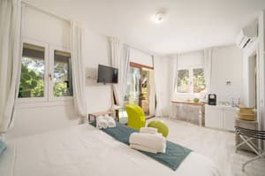 thumbnail: Living area