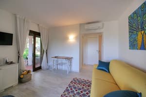 thumbnail: Living room