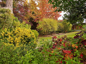 thumbnail: Interior entrance