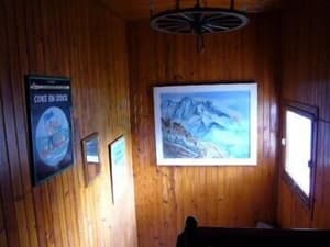 thumbnail: Interior detail