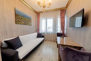 thumbnail: Living area
