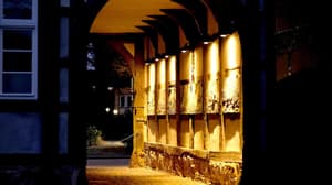 thumbnail: Exterior