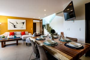 thumbnail: In-room dining