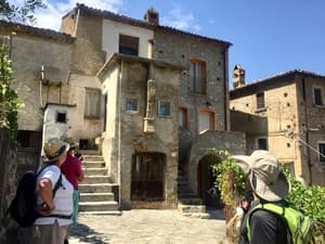 thumbnail: Exterior