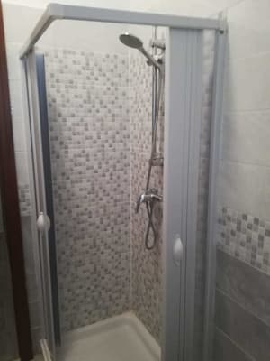 thumbnail: Bathroom shower