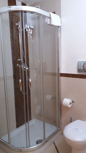 thumbnail: Bathroom