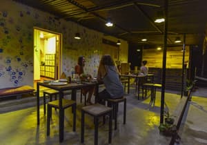thumbnail: Cafe