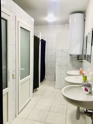 thumbnail: Bathroom sink