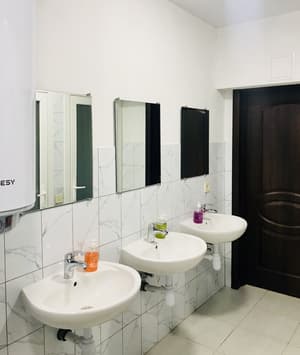thumbnail: Bathroom sink