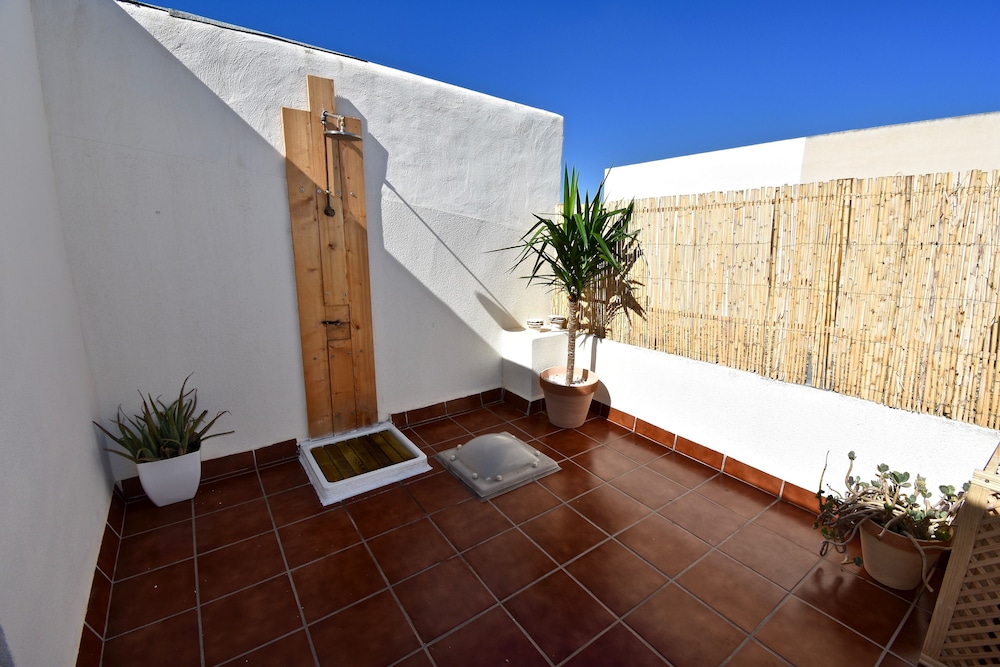 Sundeck