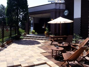 thumbnail: Property entrance