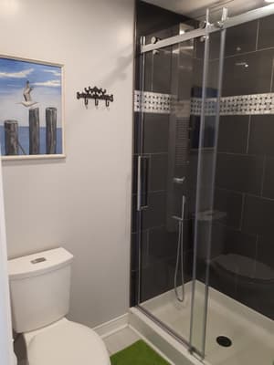 thumbnail: Bathroom shower