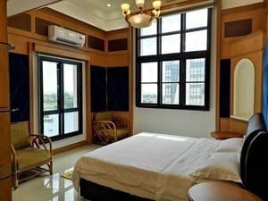 thumbnail: Room