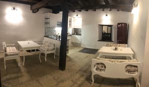 thumbnail: Breakfast area