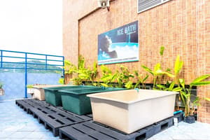 thumbnail: Outdoor spa tub