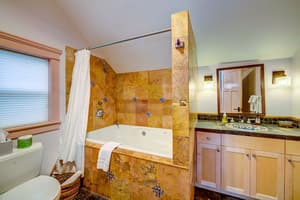 thumbnail: Jetted tub