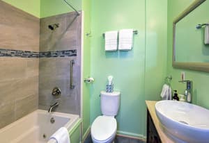 thumbnail: Bathroom