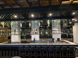 thumbnail: Bar (on property)