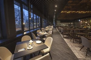 thumbnail: Restaurant