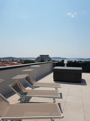 thumbnail: Terrace/patio