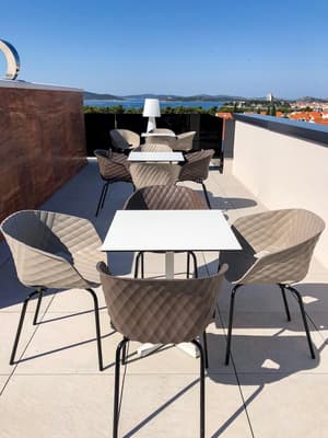 thumbnail: Terrace/patio