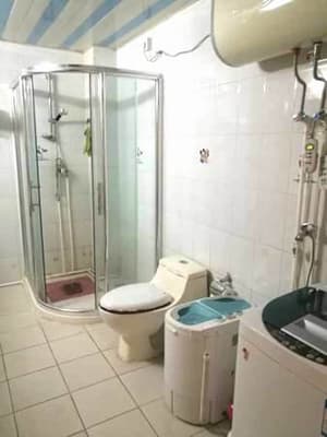 thumbnail: Bathroom shower
