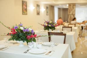 thumbnail: Restaurant
