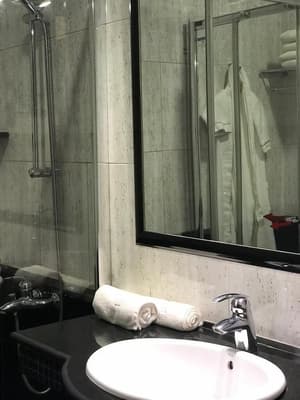 thumbnail: Bathroom