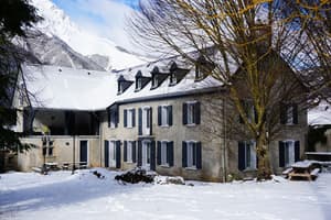 thumbnail: Front of property