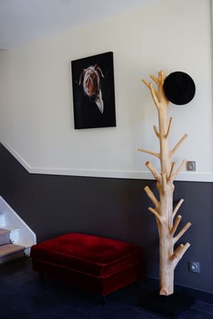 thumbnail: Interior detail