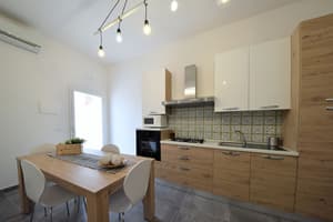 thumbnail: Interior detail