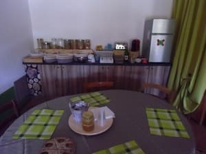 thumbnail: Breakfast area